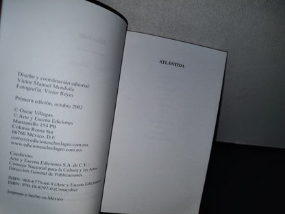 64- La Centena/Teatro. Atlántida - Óscar Villegas - Primera Edición, Octubre 2002