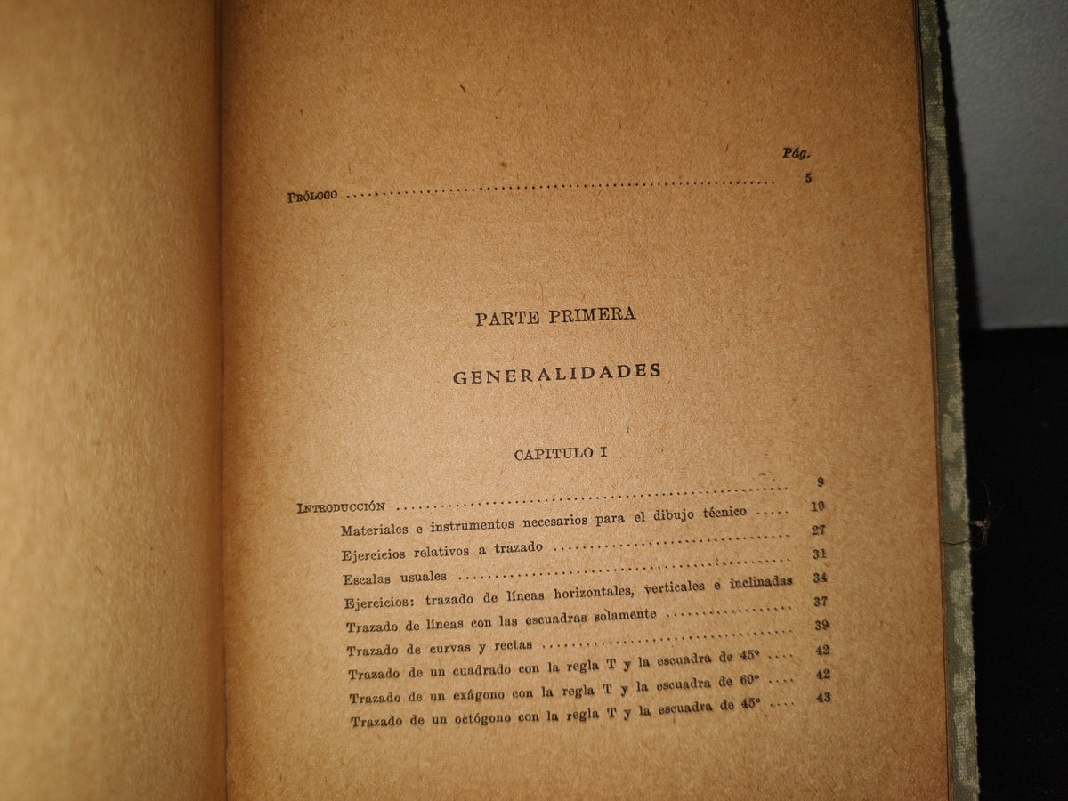 23- Dibujo Técnico - J. Ainsworth - Editorial GLEM, 1947