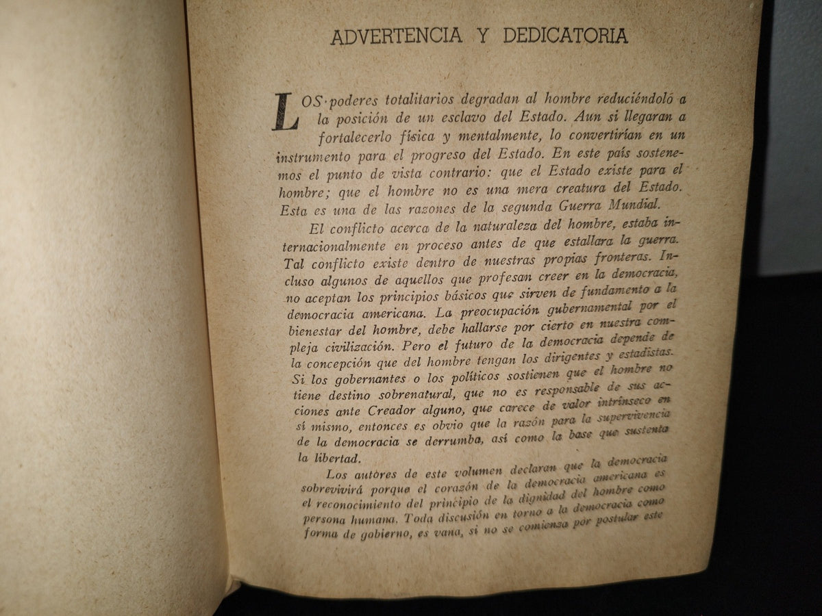 63- ¿Subsistirá La Democracia? - Rev. John A. Rian Y Otros - 1947