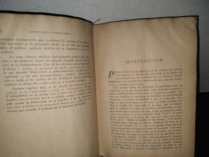 63- ¿Subsistirá La Democracia? - Rev. John A. Rian Y Otros - 1947