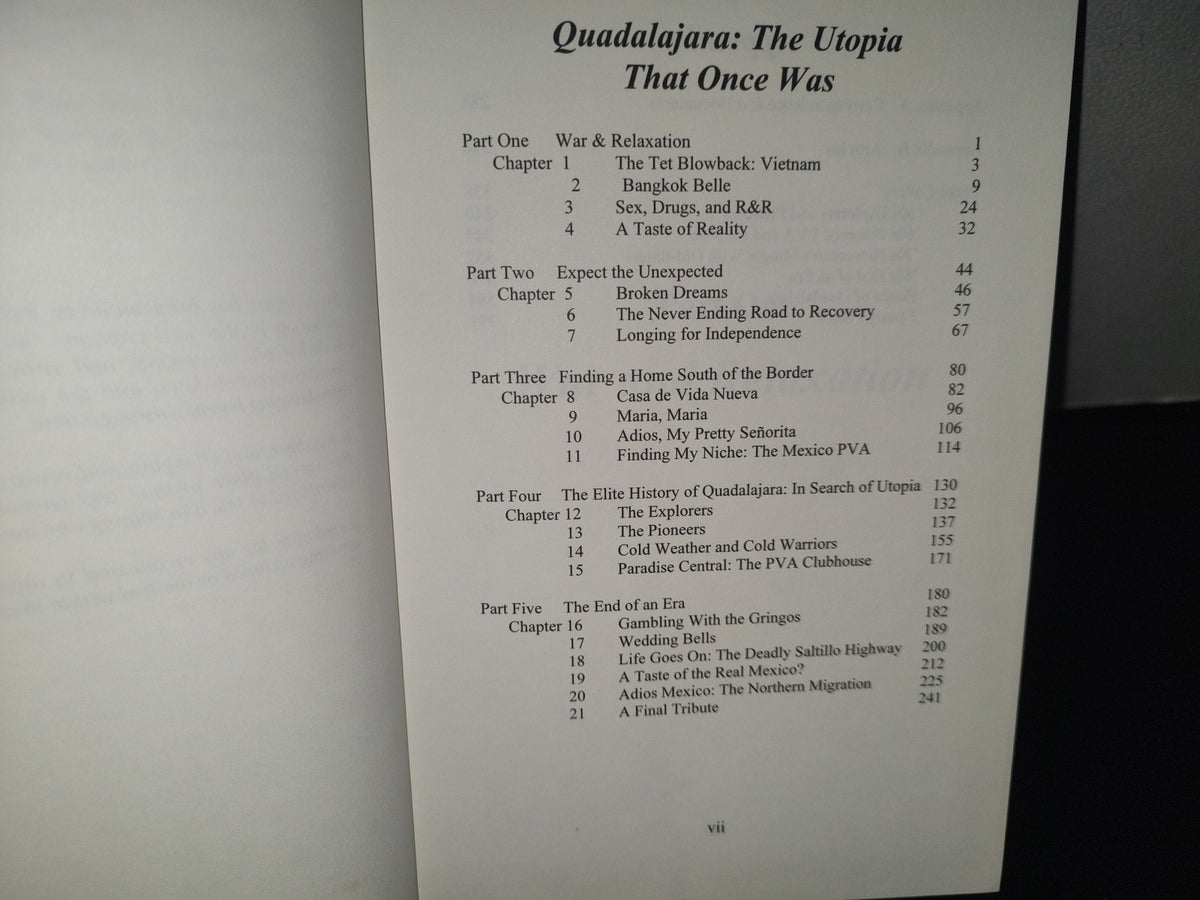 93- Quadalajara. The Utopia That Once Was - Jack Tumidajski - First Edition 2005