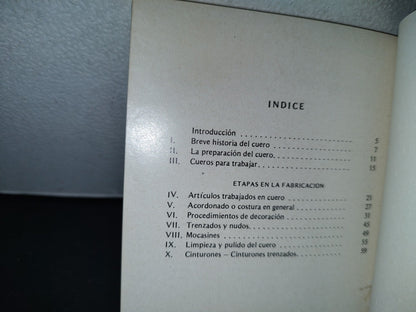 219- El Arte De Trabajar El Cuero - J. R. Miller - 1980