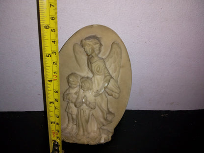 A2- Antigua Escultura De Ángel Con Niños Rezando - 60's