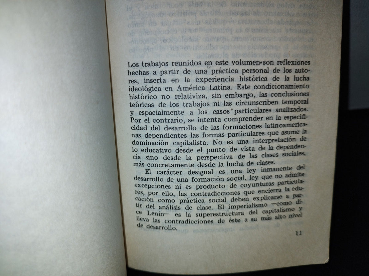50- La Educación Burguesa - G. Labarca, T. Vasconi, S. Finkel, I. Recca