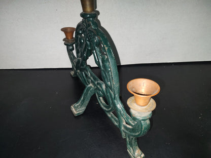 A3- Candelero Antiguo De Acero Macizo. Juglares Tocando Instrumento Musical - 60'S - 70'S
