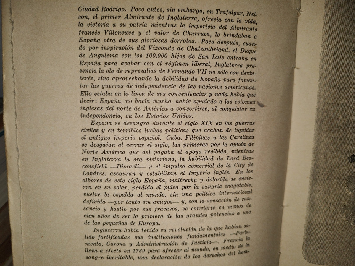83- Estampas De España E Indias - José De Benito - Editorial Leyenda, S. A. - 1945