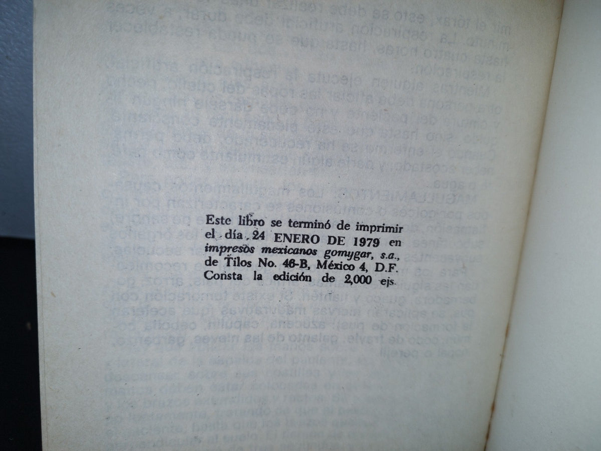75- Chakos Para La Defensa Y El Ataque - Ber-Lee - Editora Y Distribuidora Mexicana. Primera Edición 1979