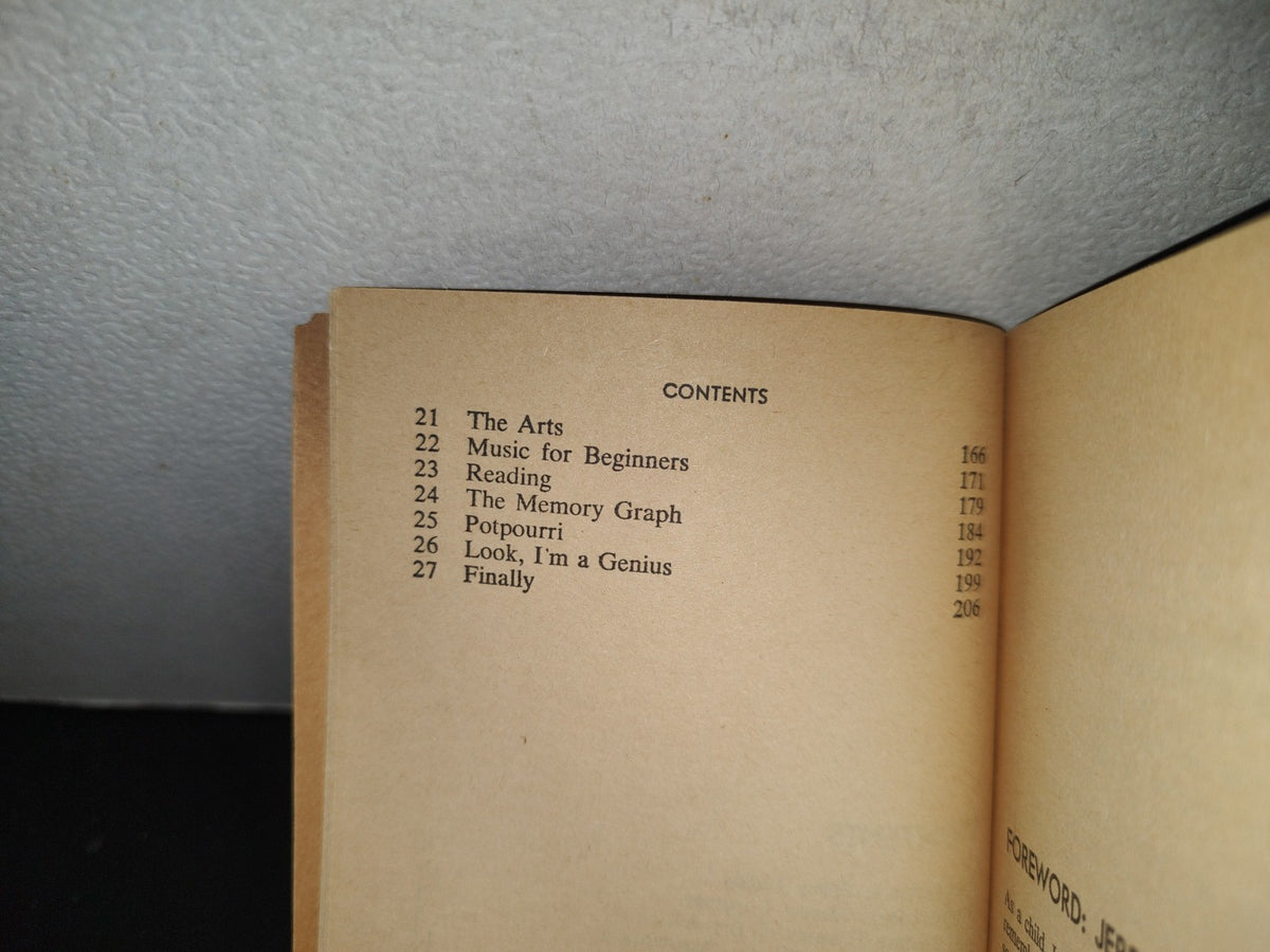 214- The Memory Book - Harry Lorayne And Jerry Lucas - Ballantine Book, First Printing 1975