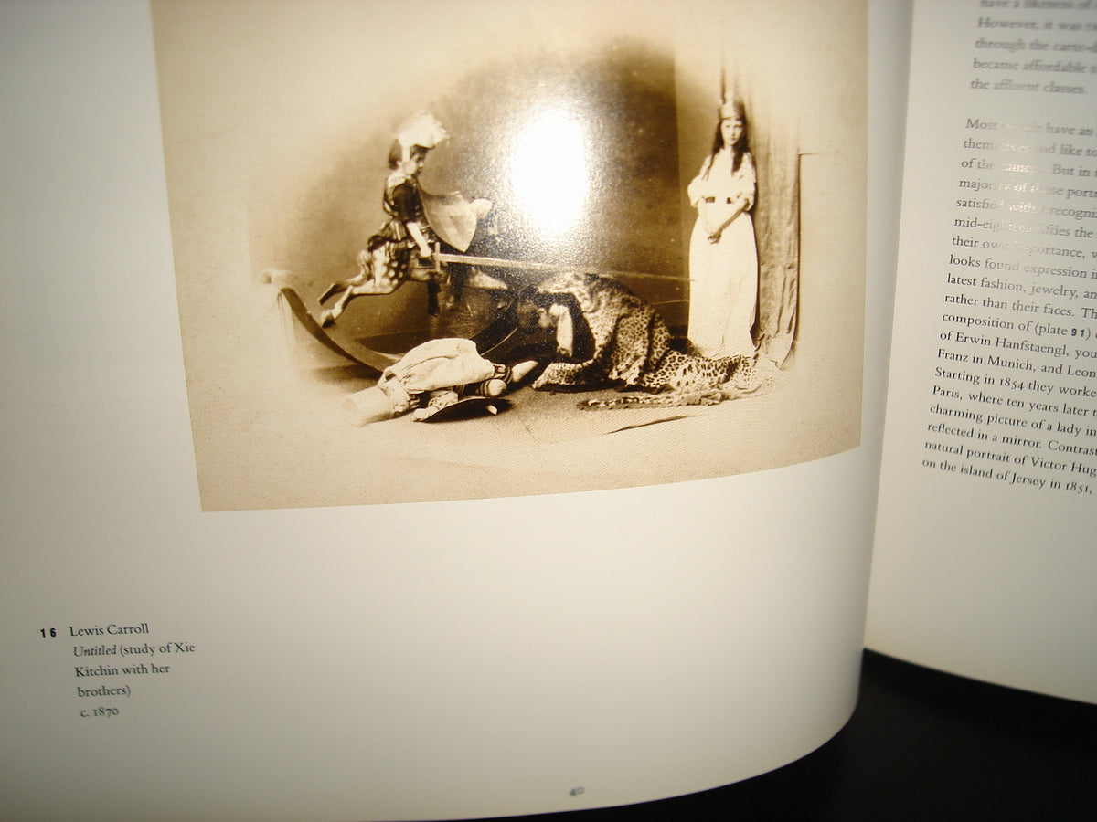 161- Fotografía Antigua. Parallels & Contrasts - Photographs From The Stephen White Collection