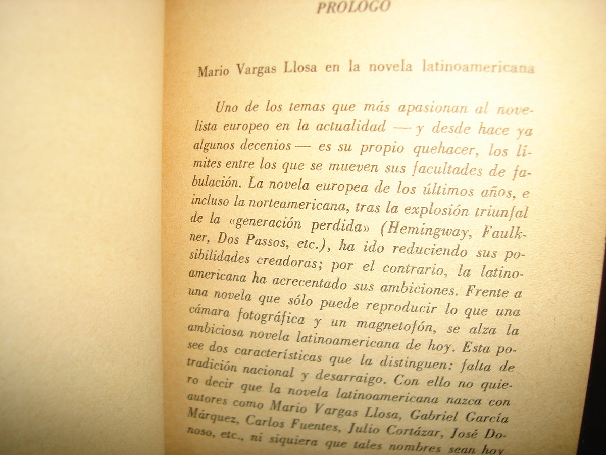10- Los Cachorros, El Desafío, Día Domingo - Mario Vargas Llosa