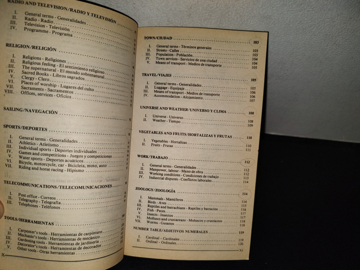 202- Larousse, Vocabulario Técnico-Científico Inglés-Español - 1996
