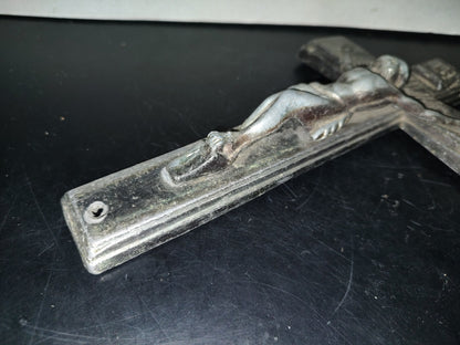 A6- Antiguo Crucifijo De Metal Macizo - 50'S - 60'S