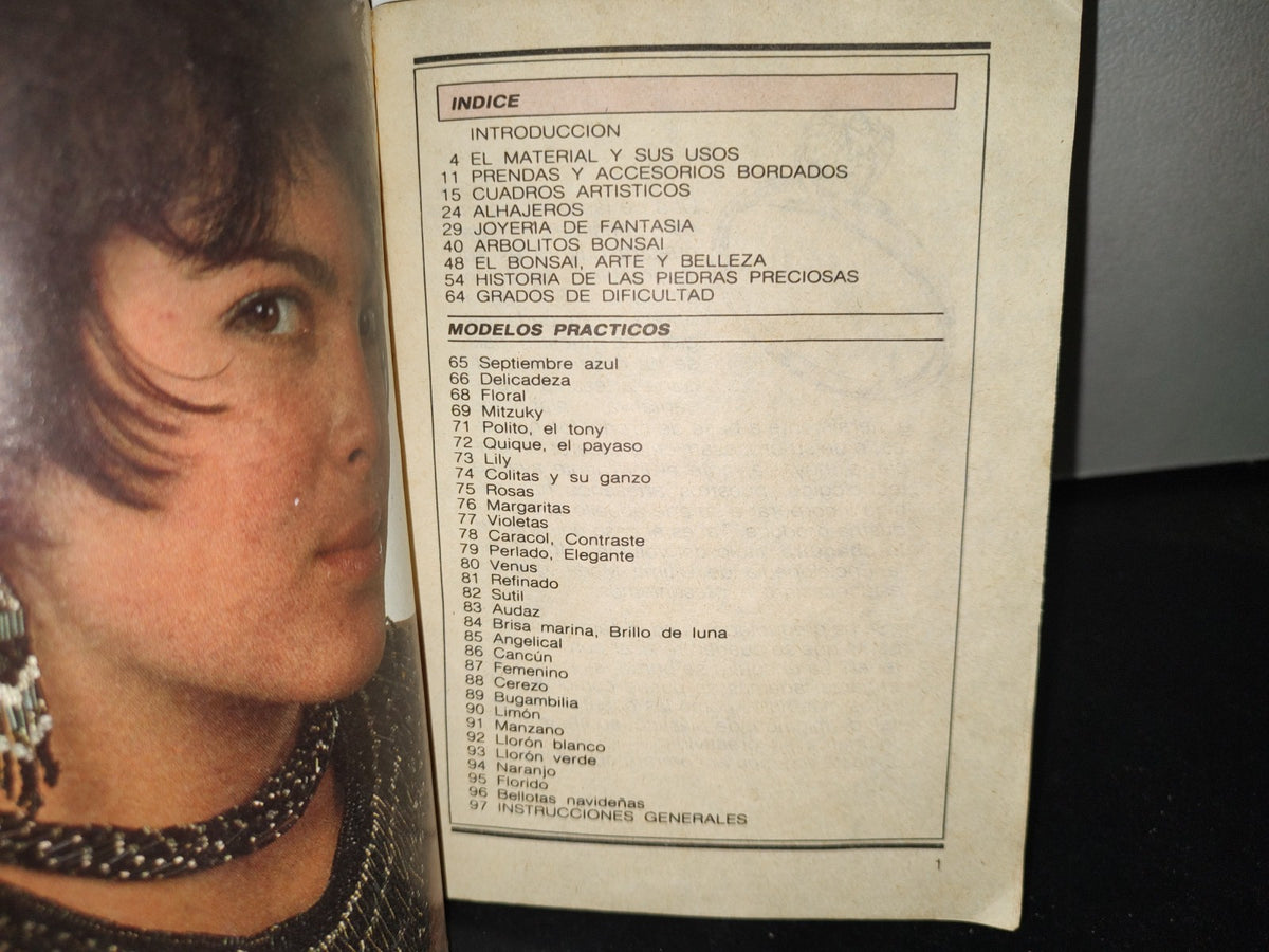 64- El Arte De La Chaquira - Enciclopedia De Última Moda, No. 26 - 1989