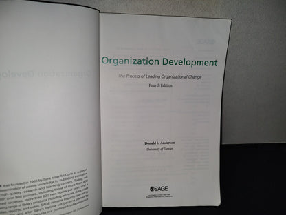 220- Organization Development. The Process Of Leading Organizational Change - Donald L. Anderson