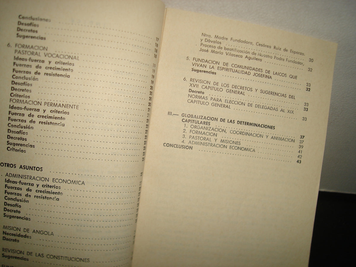 34- Congregación De Hermanas Josefinas. Documento Capitular