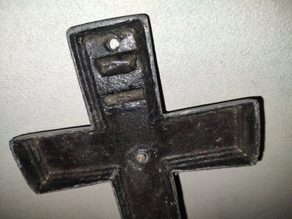 A6- Antiguo Crucifijo De Metal Macizo - 50'S - 60'S