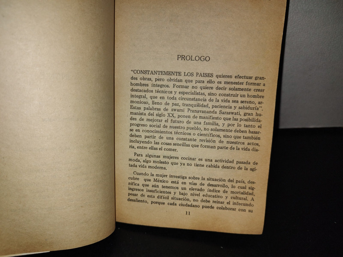 143- Recetario Del Vegetariano Feliz - Mary Jerade - Editorial Posada