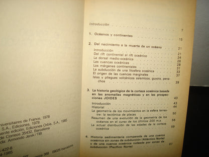 10- Muy Interesante - El Fondo De Os Océanos - Xavier Le Pichon, Guy Pautot