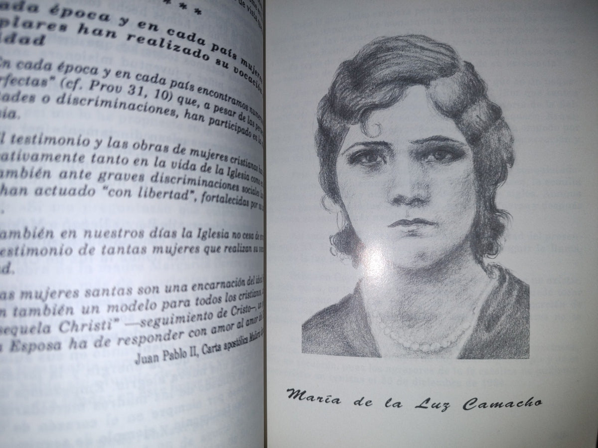 60- 18 Mujeres Trascendentes - Patricia Sánchez Urzúa De Ochoa