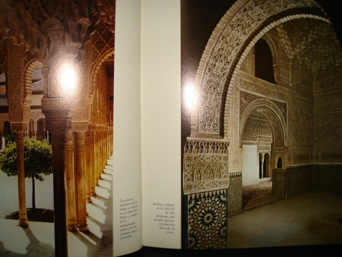 1- Todo Granada. 120 Fotos A Todo Color - Editorial Escudo De Oro, S.A. - Primera Edición 1979