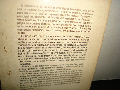 30- Economía. Lecciones Preliminares - Mario Melgar Adalid
