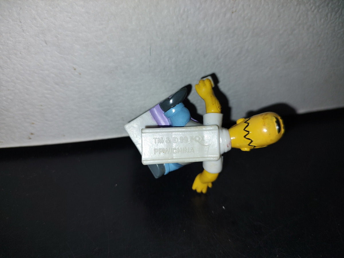 A3- Figura Homero Sentado Desayundando - 90S