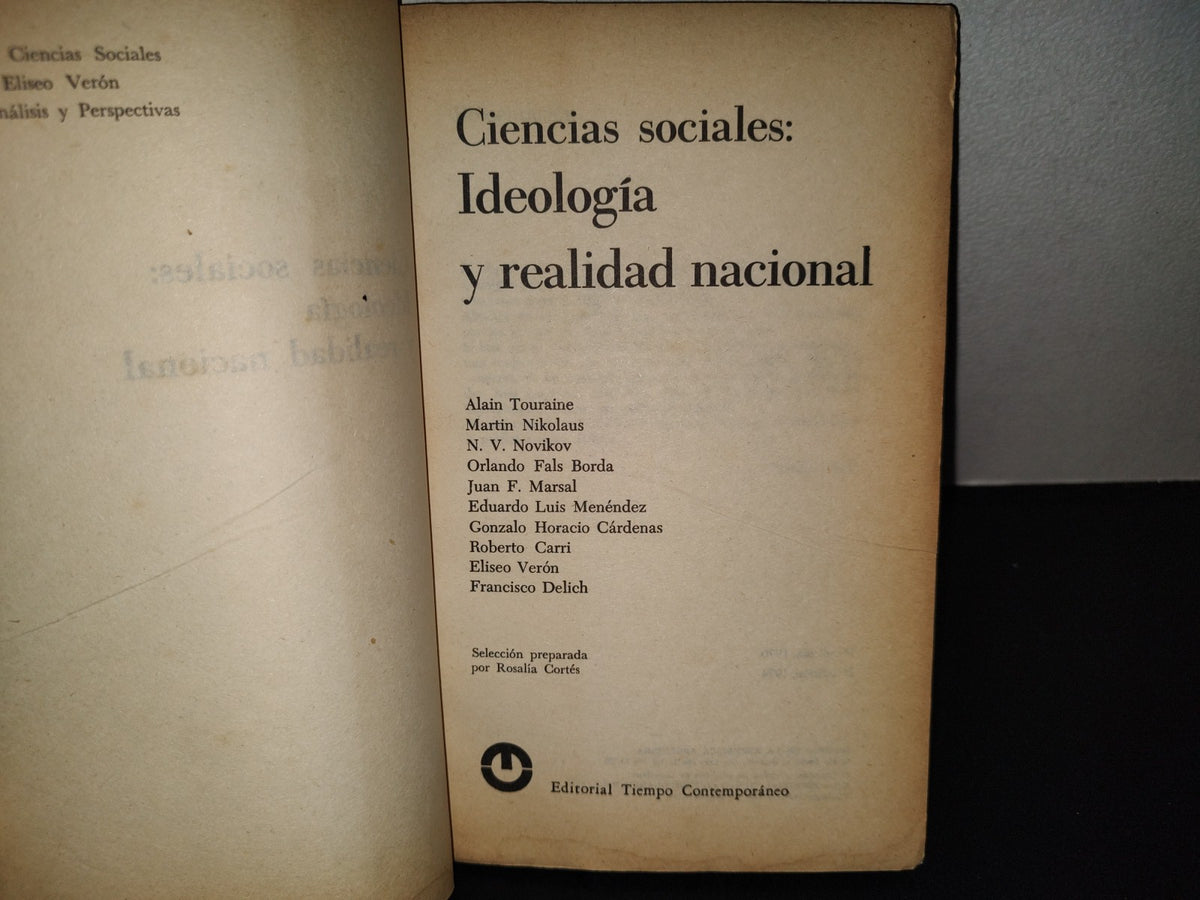 202- Ciencias Sociales: Ideología Y Realidad Nacional - Alain Touraine Y Otros