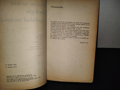 202- Ciencias Sociales: Ideología Y Realidad Nacional - Alain Touraine Y Otros
