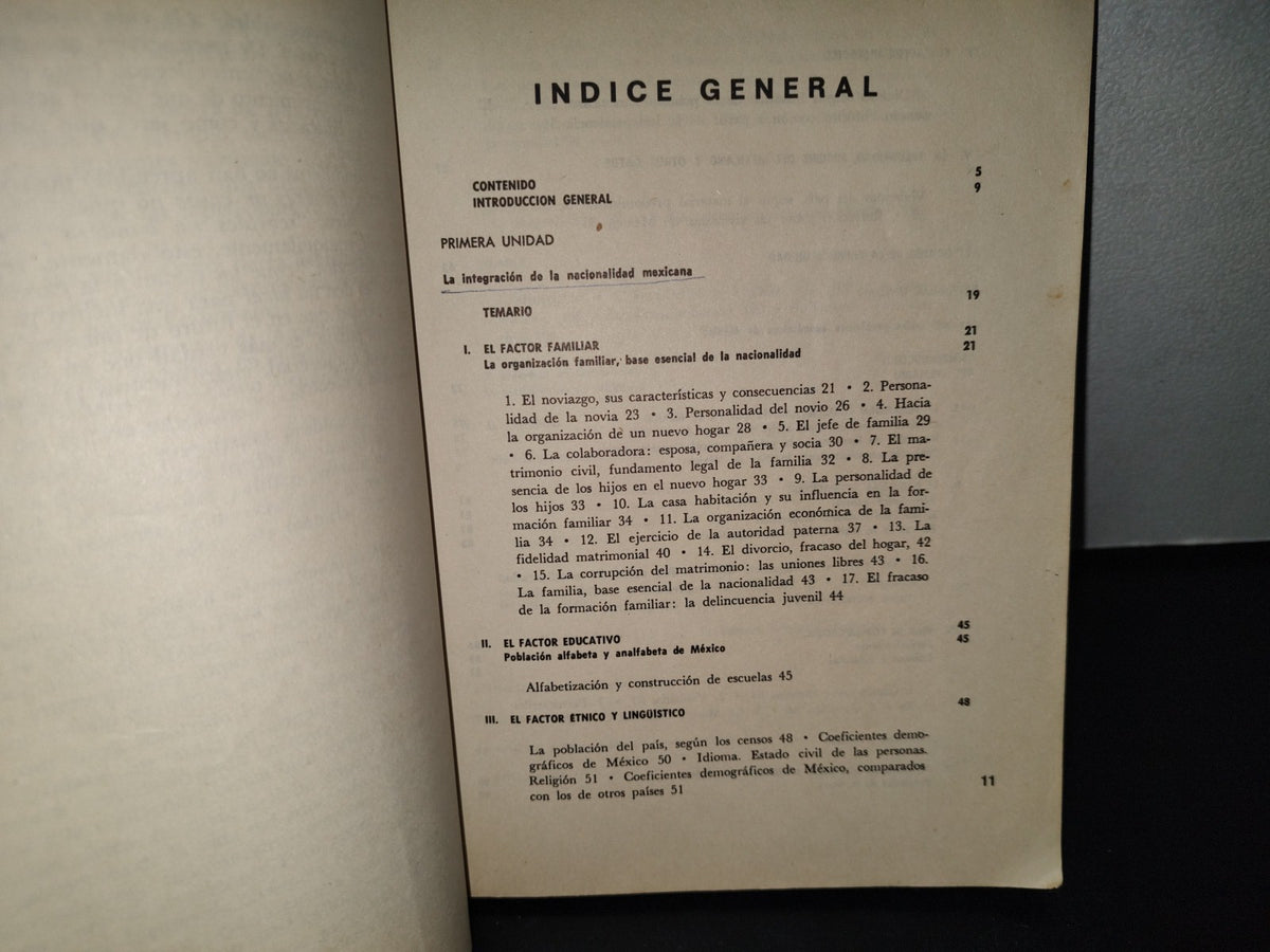 145- Ética Cívica. Libro Tercero - Suárez-Muñoz - Editorial Trillas 1976