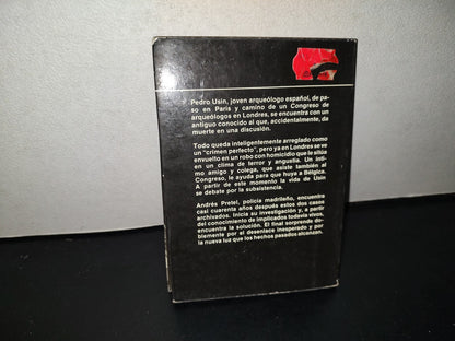 143- Club Del Crimen. La Novela Policiaca Española. Elección De Sepultura. Jorge Campos, 1A. E. 1979
