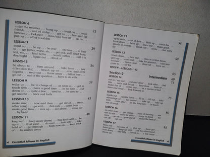 98- Essential Idioms In English - Robert J. Dixson