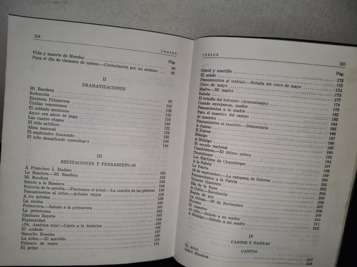 151- Fiestas Escolares. Enciclopedia Lírico-Literaria - Francisco Javier Carranza - 2002