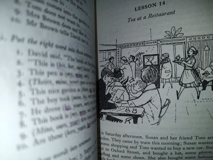158- Present Day English For Foreign Students - E. Frank Candlin. University Of London Press, 1968