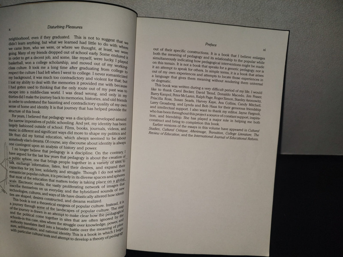 214- Disturbing Pleasures - Henry A. Giroux - 1994 By Routledge