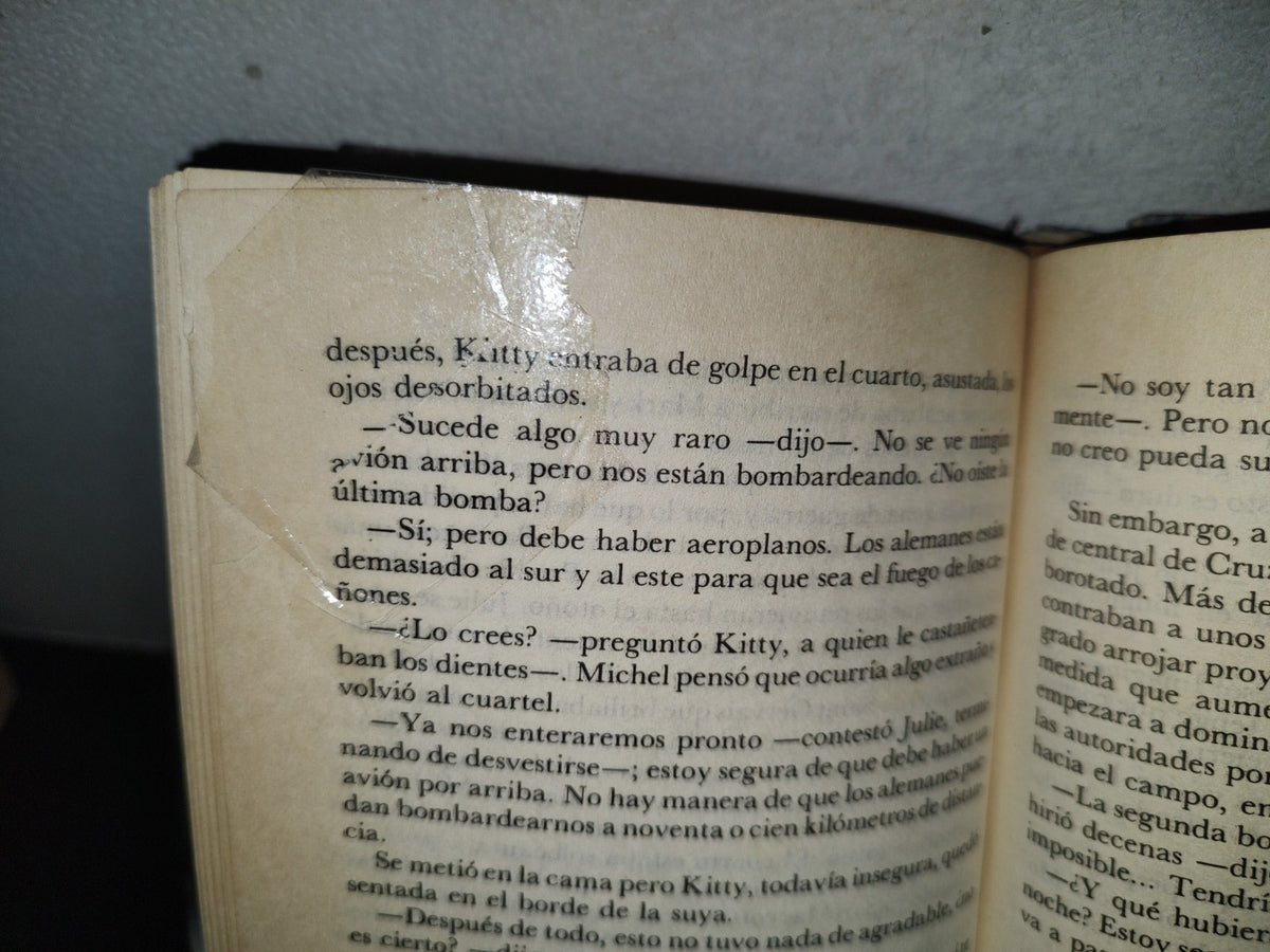 199- Fuego En La Sangre - Mary Kay Simmons - Círculo De Lectores, 1981