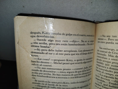 199- Fuego En La Sangre - Mary Kay Simmons - Círculo De Lectores, 1981