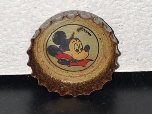 A6- Corcholate De Refresco Coca-Cola Vintage Con Figura De Mickey Mouse - 90'S