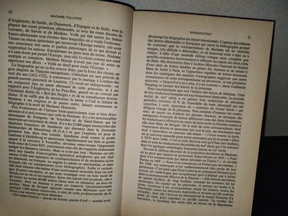 198- Madame Palatine, Princesse Européenne - Dirk Van De Cruysse. Librairie Arthème Fayard, 1988