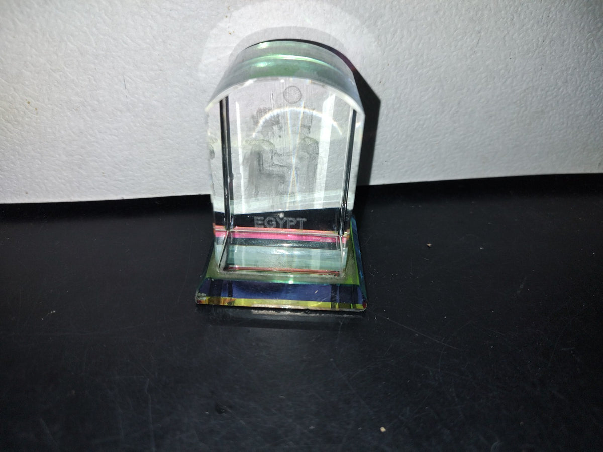 A3- Cubo Egipcio De Cristal Con Grabado Láser. Temática Cultura Egipcia