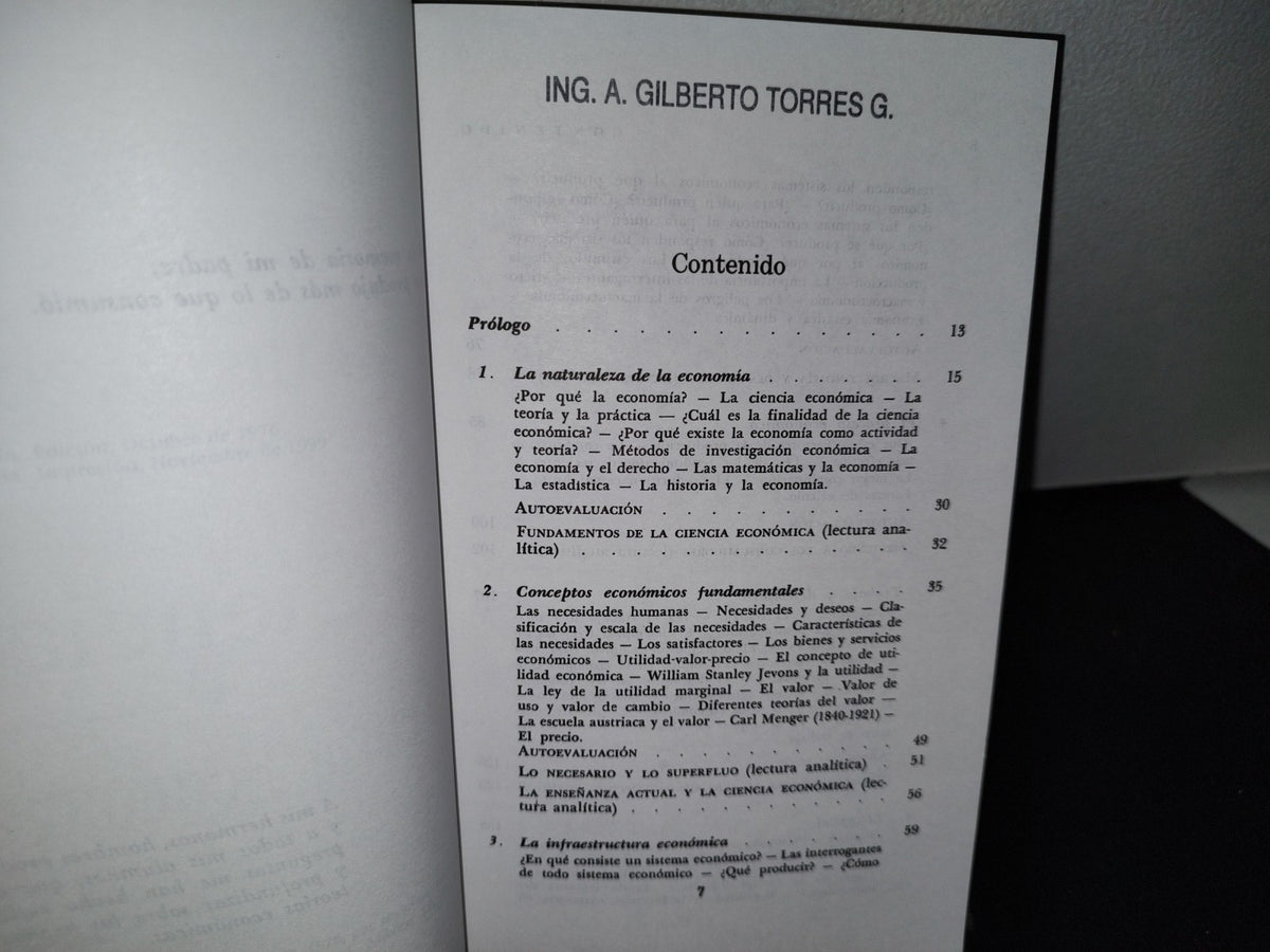 48- Ciencia Y Teoría Económica - Luis Pazos