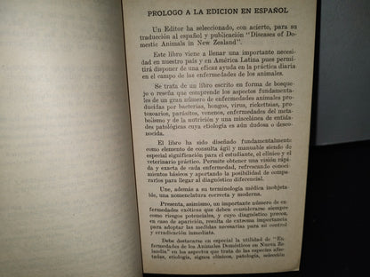 54- Enfermedades De Los Animales Domésticos En Nueva Zelanda - Librería Editorial Juan Ángel Peri