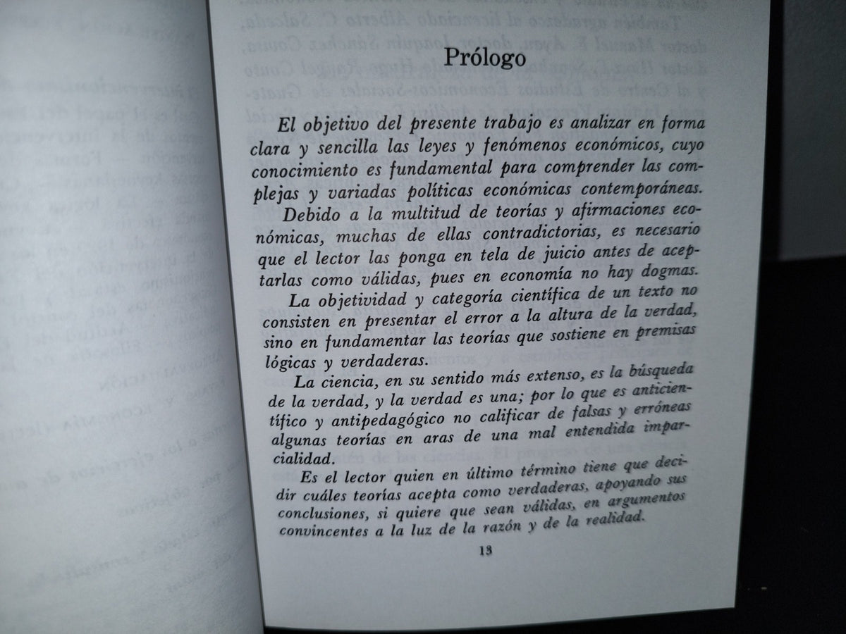 48- Ciencia Y Teoría Económica - Luis Pazos
