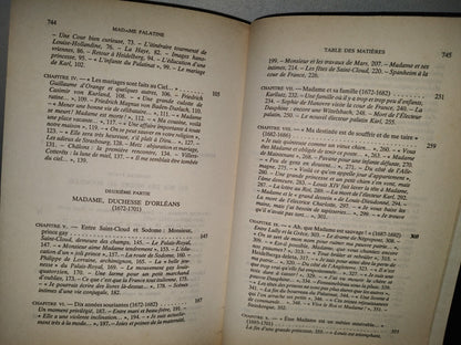 198- Madame Palatine, Princesse Européenne - Dirk Van De Cruysse. Librairie Arthème Fayard, 1988