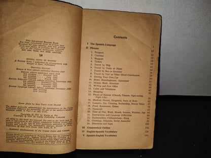 180- Getting Along In Spanish. A Holiday Magazine Language Book - Mario Pei, Eloy Vaquero