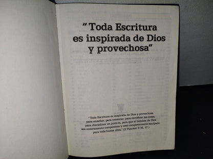 174- Los Testigos De Jehová: Watchtower. ”Toda Escritura Es Inspirada De Dios Y Provechosa” - 1990 (Libro En Formato Grande)
