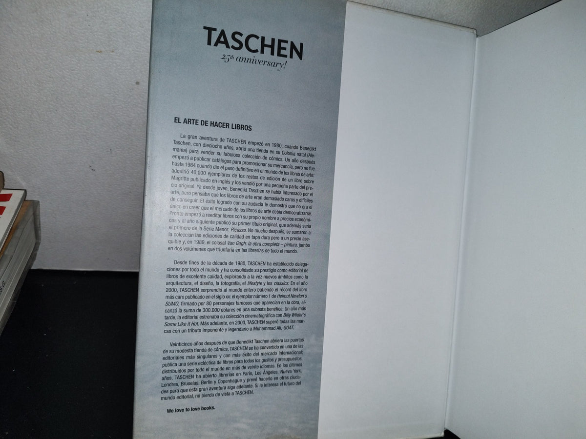 90- Pingüino . Frans Lanting. Editado Por Christine Eckstrom - Taschen - 2011 (Libro Grande)
