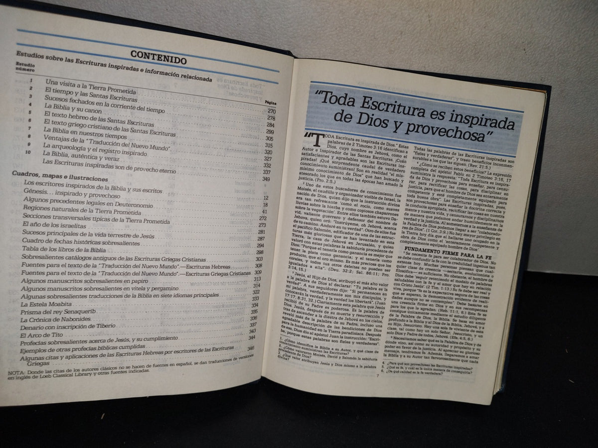 174- Los Testigos De Jehová: Watchtower. ”Toda Escritura Es Inspirada De Dios Y Provechosa” - 1990 (Libro En Formato Grande)