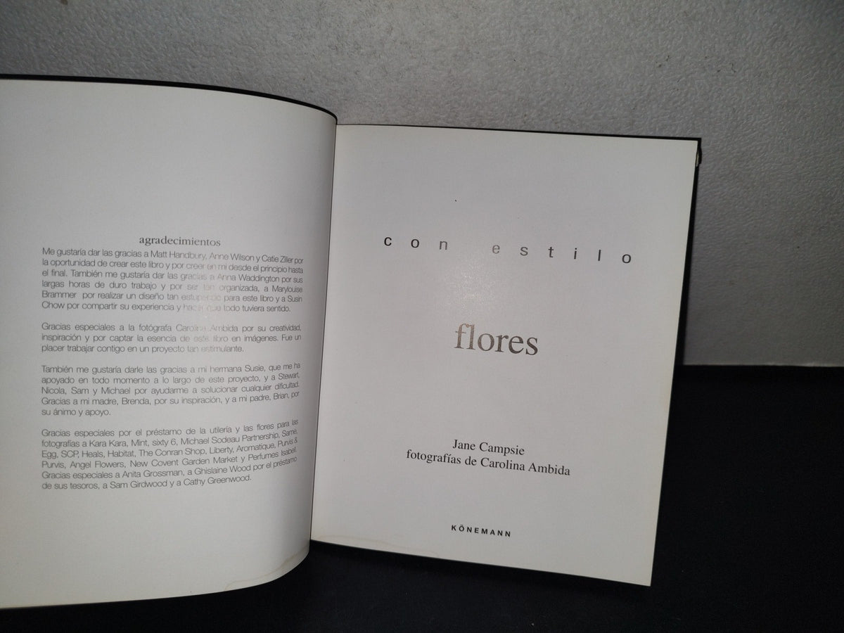 145- Con Estilo. Flores - Jane Campsie - Könemann - 2007