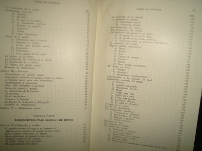167- Alojamiento Para El Ganado - Santiago Matallana Ventura - Salvat Editores, S. A., 1953