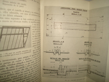 167- Alojamiento Para El Ganado - Santiago Matallana Ventura - Salvat Editores, S. A., 1953
